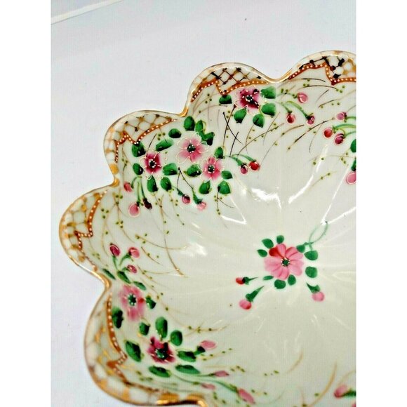Hand Painted Japanese Three Footed Candy Bowl Floral with Gold Gilding - Picture 3 of 10